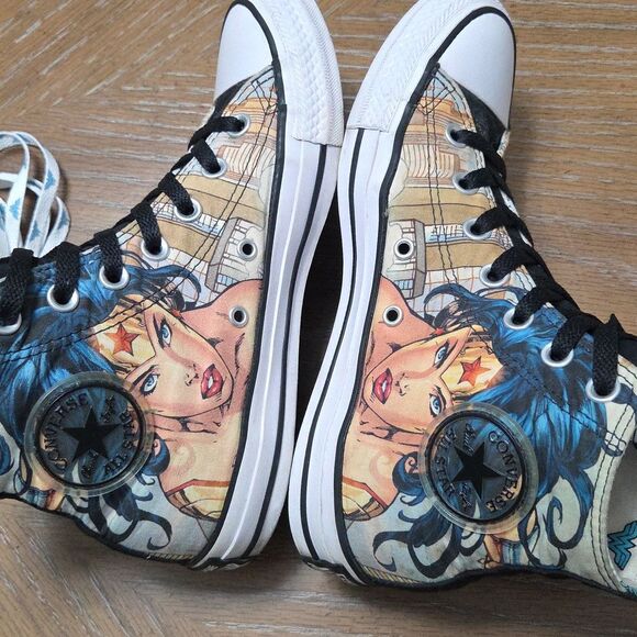 Converse Wonder Woman Limited Edition DC Colab Chuck Taylor high top shoes 7W/5M - Picture 7 of 11